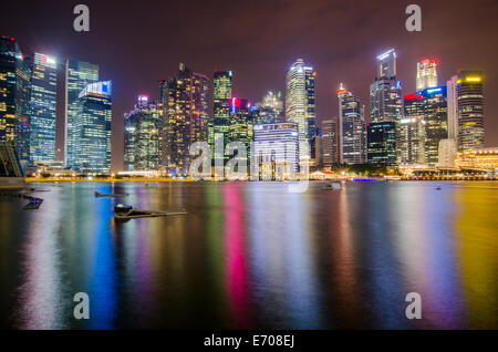 Singapur Stadtbild bei Nacht Stockfoto