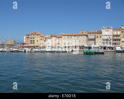 Boote im Hafen von St Tropez Frankreich Stockfoto