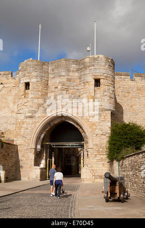 Lincoln Castle, East Gate, einem mittelalterlichen Gebäude aus dem 11. Jahrhundert, Lincoln, Lincolnshire, England UK Stockfoto