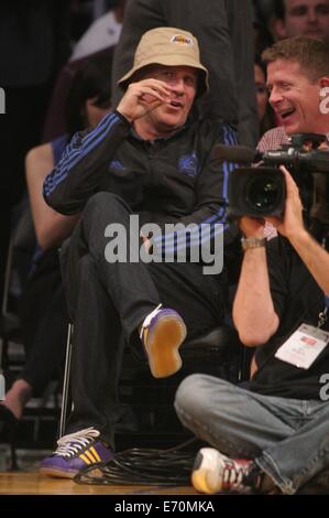 Freitag, 28. Februar 2014; Promis, bei der Lakers-Spiel. Die Los Angeles Lakers unterlag dem Endstand von 126-122 im Staples Center in der Innenstadt von Los Angeles, CA den Sacramento Kings.  Mit: Will Ferrell wo: Los Angeles, California, Vereinigte Stat Stockfoto