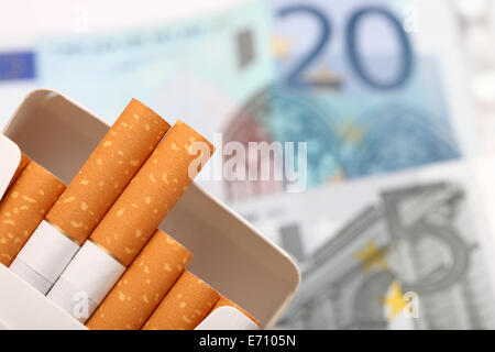 Kosten für Zigaretten. Closeup. Stockfoto