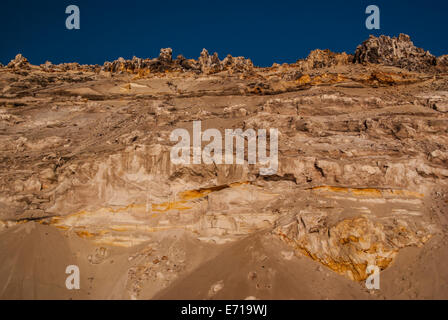 RAINBOW BEACH, QUEENSLAND, AUSTRALIEN, WIDE BAY BURNETT REGION ÖSTLICH VON GYMPIE, SAND, MEER, HIMMEL, BLAU Stockfoto