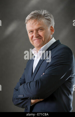 Iain Macwhirter, politischer Kommentator, Journalist und Autor, auf dem Edinburgh International Book Festival 2014. Schottland. Stockfoto