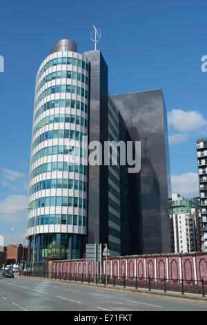 Die Halbinsel Gebäude, einem kommerziellen Hochhaus in der Nähe von Victoria Station und Cheetham Hill in Manchester. Stockfoto