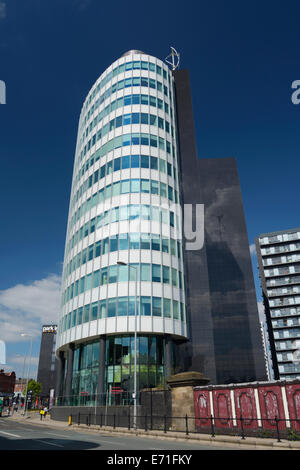 Die Halbinsel Gebäude, einem kommerziellen Hochhaus in der Nähe von Victoria Station und Cheetham Hill in Manchester. Stockfoto