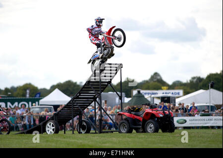 Ein Fahrer aus dem Bolddog Lings Motorrad Display Team Edenbridge und Oxted Agricultural Show Stockfoto