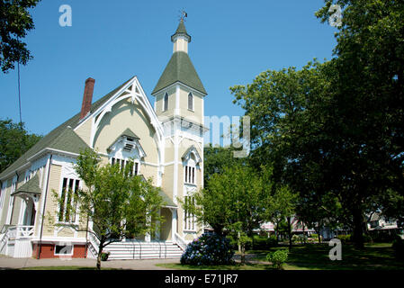 USA, Massachusetts, Martha es Vineyard, Oak Bluffs. Historic Methodist Trinity Church liegt der Campingplatz auf dem Land. Stockfoto
