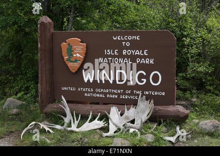 Das Schild am Windigo am Isle Royale National Park am Lake Superior. Stockfoto