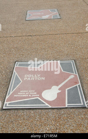 Nashville Tennessee, USA. Music City Walk of Fame Park. Berühmte Country und Western Musik Bürgersteig "Stars", Sängerin Dolly Parton. Stockfoto