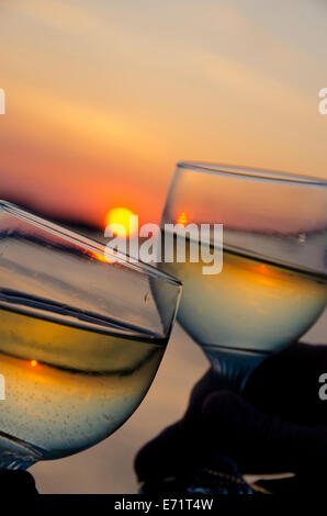 USA, Tennessee, Mississippi River in der Nähe von Memphis. Sonnenuntergang Toast über den Mississippi River. Stockfoto