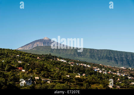 Mt Pico del Teide, 3718m, von Orotava-Tal, Parque Nacional de Las Cañadas del Teide, Teide-Nationalpark Stockfoto