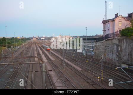 Bahngleise führt zum Bahnhof, Helsinki, Finnland, Europa Stockfoto