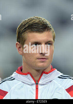 Gerresheim, Deutschland. 3. Sep, 2014. Deutschlands Toni Kroos ist im Bild vor den internationalen Fußball Spiel zwischen Deutschland und Argentinien in Gerresheim, Deutschland, 3. September 2014. Foto: Federico Gambarini/Dpa/Alamy Live News Stockfoto