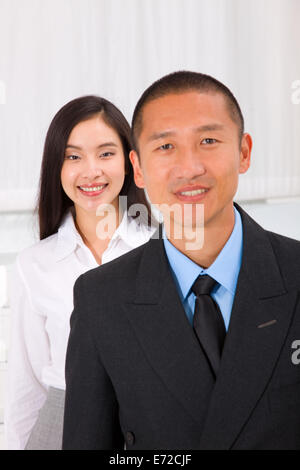 Nahaufnahme des Lächelns Geschäftsleute Stockfoto