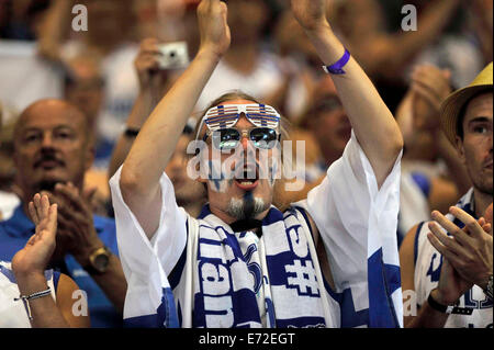 Bilbao, Spanien. 4. September 2014. Während das Spiel der Gruppe C gegen Neuseeland bei der FIBA Basketball WM 2014, in Bilbao, Spanien, am 4. September 2014 ist ein Fan von Finnland gesehen. Bildnachweis: Xie Haining/Xinhua/Alamy Live-Nachrichten Stockfoto