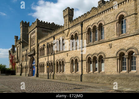 Das Schloss Arsenal-Gebäude (1868, Grade II aufgeführt), Castle Street, Bury, Greater Manchester, England, UK Stockfoto