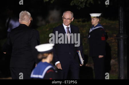 Cardiff UK. Donnerstag, 4. September 2014 im Bild: Der Präsident des Europäischen Rates Herman Van Rompuy ankommen.  Re: Offizielle Abendessen, Leiter der Delegationen auf Cardiff Castle im Rahmen des NATO-Gipfels, South Wales, UK. Stockfoto