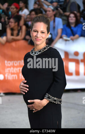 Toronto, Kanada. 04. Sep, 2014. Schwanger US-Produzentin Susan Downey besucht die Premiere des Films "The Judge" während der 39. jährlichen Toronto International Film Festival (TIFF), in Toronto, Kanada, 4. September 2014. Das Festival findet vom 04. bis zum 14. September. Foto: Hubert Boesl/Dpa/Alamy Live News Stockfoto