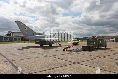 Eurofighter auf dem Rollfeld in Bigging Hill Airport geparkt Stockfoto