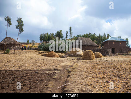 Traditionelle Häuser im äthiopischen Hochland, Lalibela, Äthiopien Stockfoto