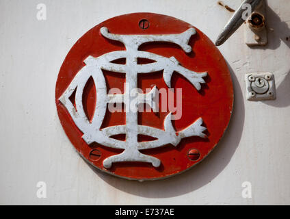 Logo-Plakette in einem Zug In Dire Dawa Train Station, Äthiopien Stockfoto