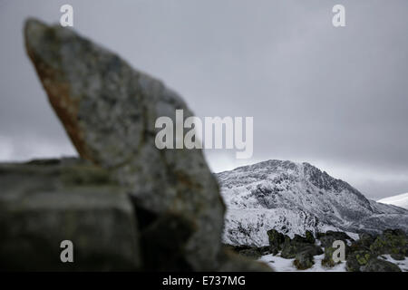 Blick in Richtung Y Foel Goch von Gallt Yr Ogof, Snowdonia, Wales. Stockfoto