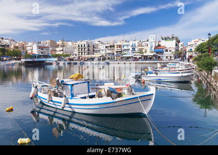 Überlieferung See, Agios Nikolaos, Kreta, griechische Inseln, Griechenland, Europa Stockfoto