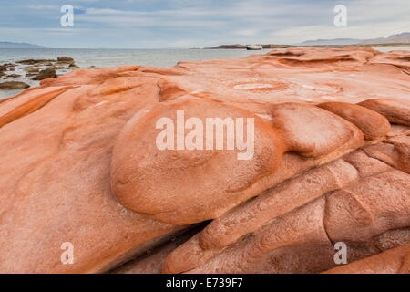 Wind erodiert Sandstein Felsformationen in El Gato Bay, Baja California Sur, Mexiko, Nordamerika Stockfoto