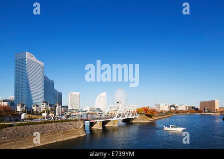 Yokohama Bay und Skyline, Yokohama, Honshu, Japan, Asien Stockfoto