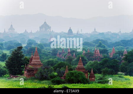 Tempel in Bagan schlicht, Bagan (Pagan), Myanmar (Burma), Asien Stockfoto