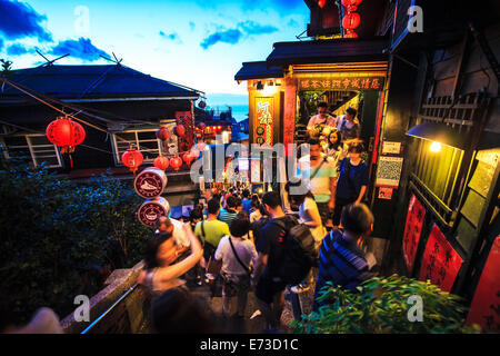 New Taipei City, Taiwan - 30. Juni 2014: Die Landschaft am Meer Berg Stadt in Jiufen, Taiwan Stockfoto