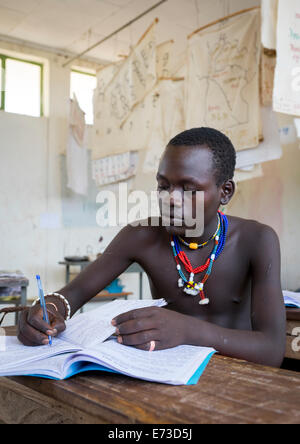 Hamer Stamm Kind In eine Schule, Turmi, Omo-Tal, Äthiopien Stockfoto