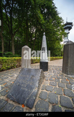 Der höchste Punkt in den Niederlanden, 322,7 m (1.059 ft) über NAP auf dem Vaalserberg, Vaals, Niederlande Stockfoto