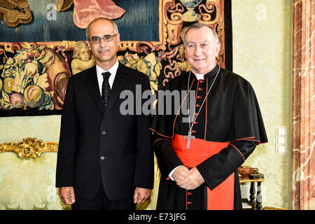 Vatikanstadt 5. September 2014 Publikum mit den Heiligen Vater Franziskus dem Regierungschef des Fürstentums Andorra, S.E Herr Antoni MARTI "In diesem Bild Kardinal Pietro Parolin Credit: wirklich Easy Star/Alamy Live News Stockfoto