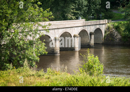 Alte Brücke, Périgord Limousin, Frankreich, EU, Europa Stockfoto