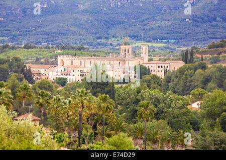 Das königliche Kloster von Santa Maria de Santes Creus ist eines der Schmuckstücke der mittelalterlichen Kunst. Stockfoto