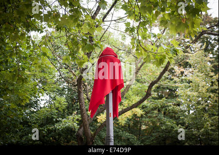 Brüssel, Bxl, Belgien. 6. Sep, 2014. Laterne mit roten Material gesehen während Comic Book Festival in Brüssel auf 06.09.2014 von Wiktor Dabkowski Kredit abgedeckt: Wiktor Dabkowski/ZUMA Draht/Alamy Live News Stockfoto