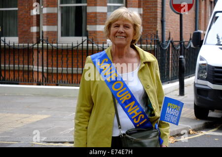 London, UK. 6. September 2014. Die Völker kamen März für den NHS in London und Hel eine Kundgebung auf dem Trafalgar Square. Der Marsch begann in Jarrow am 16. August Credit: Rachel Megawhat/Alamy Live News Stockfoto