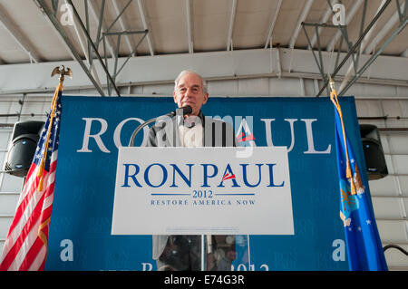 Presidential hoffnungsvollen Ron Paul hält eine Kundgebung in Nashua, NH. 06.01.2012 Stockfoto