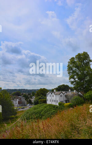 Blick vom Mount Ephraim mit Blick auf das Gemeinwohl in Richtung Spa Stadt von Royal Tunbridge Wells in Kent. Stockfoto