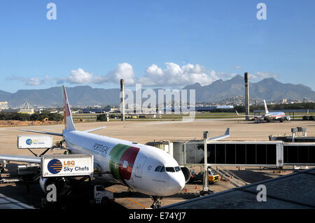 Airbus A330-223 von TAP Air Portugal in Rio De Janeiro-Galeao international Airport, Brasilien Stockfoto