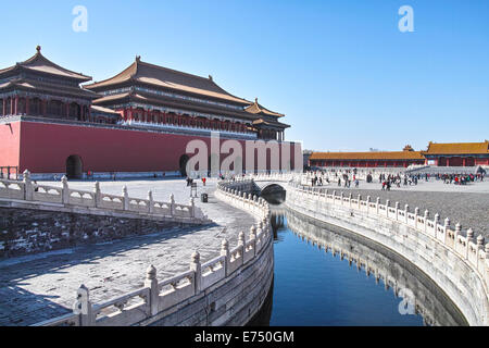 Meridian-Tor und Thr Fluss in verbotene Stadt Stockfoto