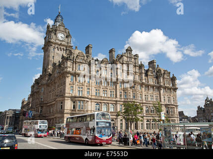 Das Balmoral Hotel in Princes Street, Edinburgh, Schottland. Stockfoto