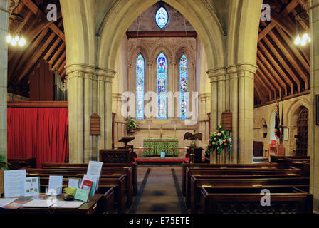 Innenraum der St. Giles Kirche im Dorf Skelton, in der Nähe von York, North Yorkshire, England UK Stockfoto