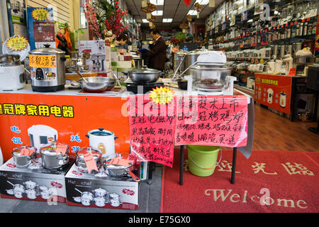 Store entryway in Chinatown, San Francisco. Stockfoto