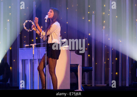 Baltimore, Maryland, USA. 6. Sep, 2014. Sängerin CHRISTINA PERRI tritt in der 1st Mariner Arena in Baltimore, Maryland © Daniel DeSlover/ZUMA Draht/Alamy Live News Stockfoto