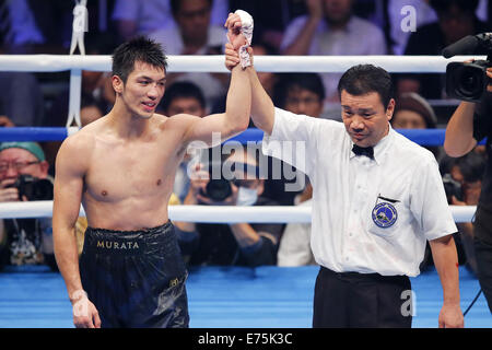 Punkte nach 10 Runden. 5. Sep, 2014. Ryota Murata (JPN), 5. September 2014 - Boxen: Boxen mittleren Gewicht Kampf im Yoyogi 2. Gymnasium, Tokio, Japan. Ryota Murata gewann den Kampf nach Punkten nach 10 Runden. © Yusuke Nakanishi/AFLO SPORT/Alamy Live-Nachrichten Stockfoto