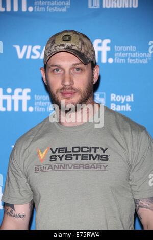 Toronto, Kanada. 06. Sep, 2014. Schauspieler Tom Hardy stellt bei dem Fototermin von 'The Drop' während der 39. Toronto International Film Festival (TIFF) in Toronto, Kanada, 6. September 2014. Foto: Hubert Boesl - NO-Draht-SERVICE-/ Dpa/Alamy Live News Stockfoto