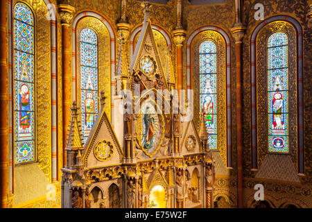 Altar der Matthiaskirche, Budapest, Ungarn Stockfoto