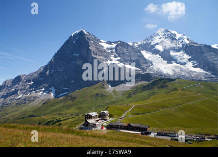 Eigernordwand, Kleine Scheidegg Mountainbike Gebirgspass, Hotel, Kanton Bern, Berner Oberland, Grindelwald, Jungfraubahn Stockfoto